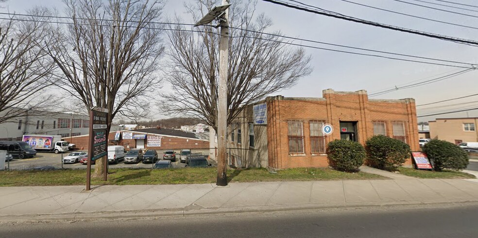 Primary Photo Of 8555 Tonnelle Ave, North Bergen Warehouse For Lease