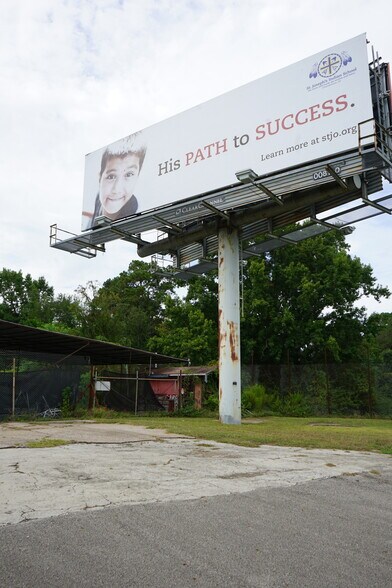 More Photos Of 20 Flys St, Shepherd Freestanding For Sale