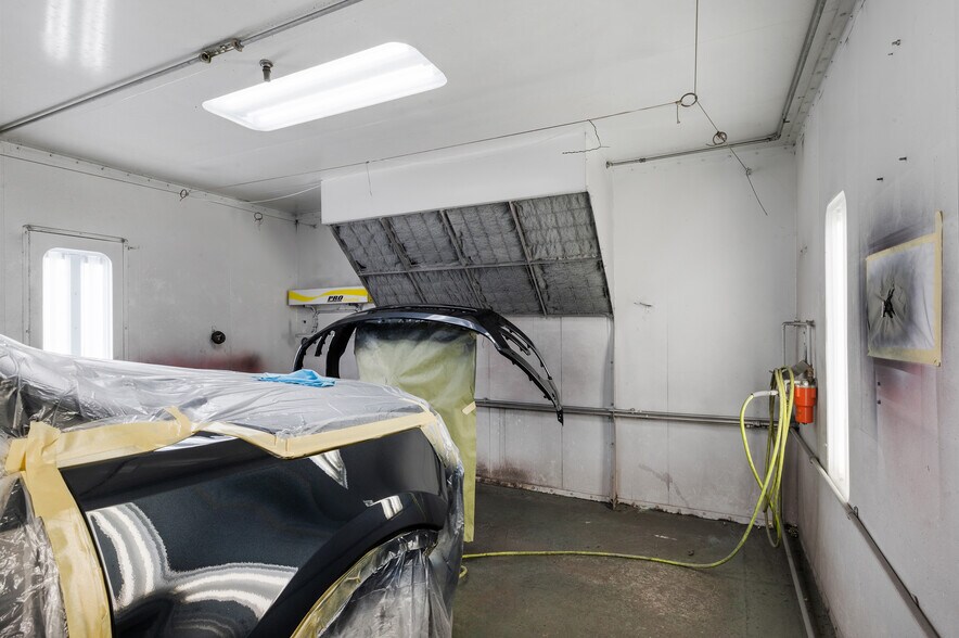 More Photos Of 620 Pond St, Woonsocket General Retail For Sale