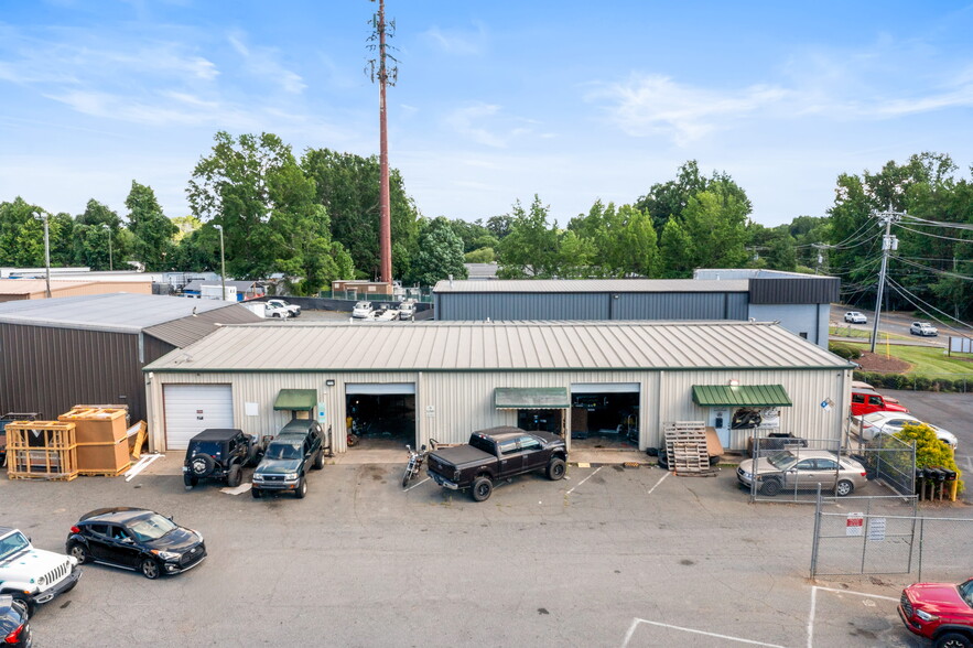 More Photos Of 7226 Harrisburg Rd, Charlotte Warehouse For Sale