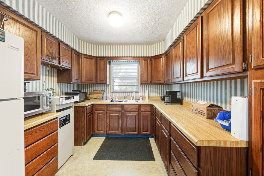 More Photos Of 2585 Herschel St, Jacksonville Office For Sale