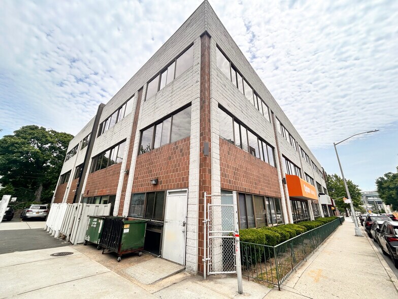 More Photos Of 9920-9922 4th Ave, Brooklyn Medical For Sale