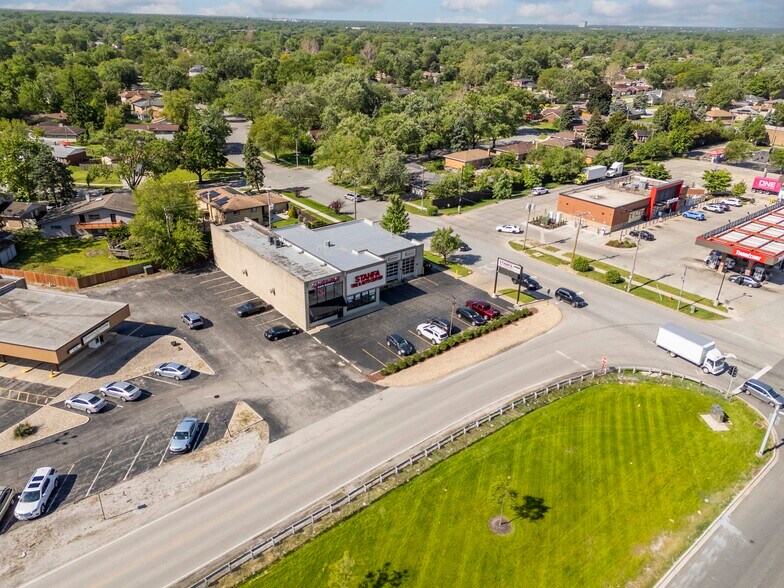 More Photos Of 16224 Prince Dr, South Holland Storefront For Sale