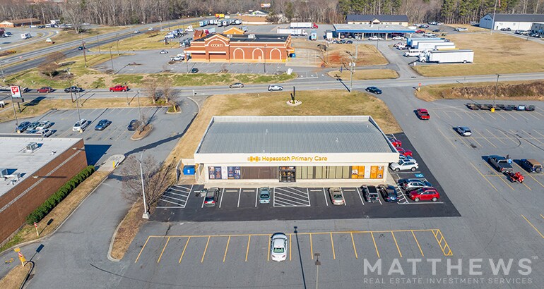 More Photos Of 3060 Hickory Blvd, Hudson Medical For Sale