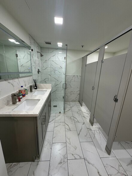 More Photos Of 8728 Utica Ave, Rancho Cucamonga Warehouse For Lease