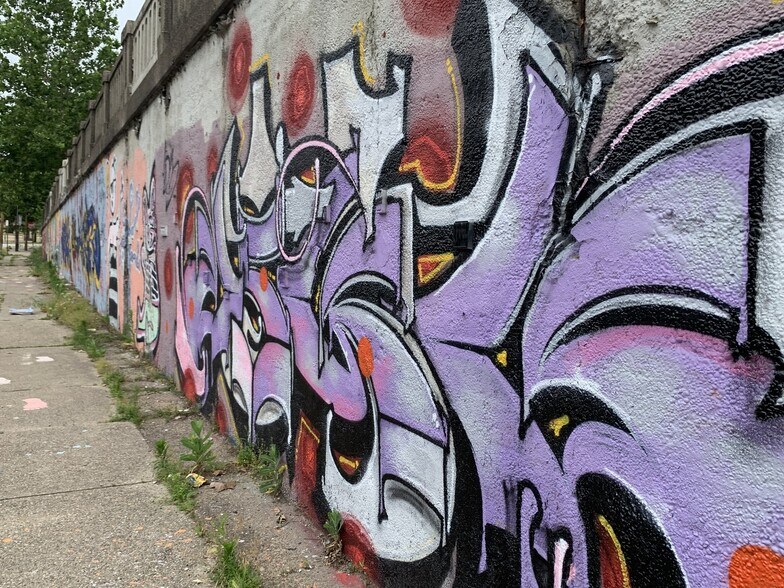 More Photos Of 2159-2161 Central Ave, Cincinnati Storefront Retail Residential For Lease