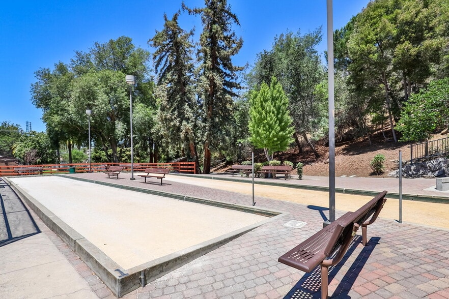 More Photos Of 1135 5th Ave, Crockett Apartments For Sale