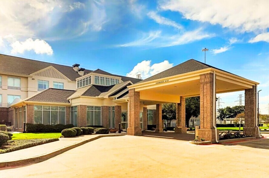 More Photos Of 4400 North Fwy, Fort Worth Hotel For Sale