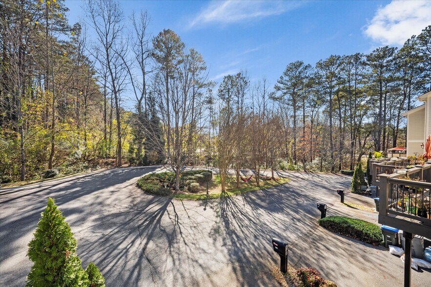 More Photos Of 110-160 Garrison Walk, Roswell Apartments For Sale