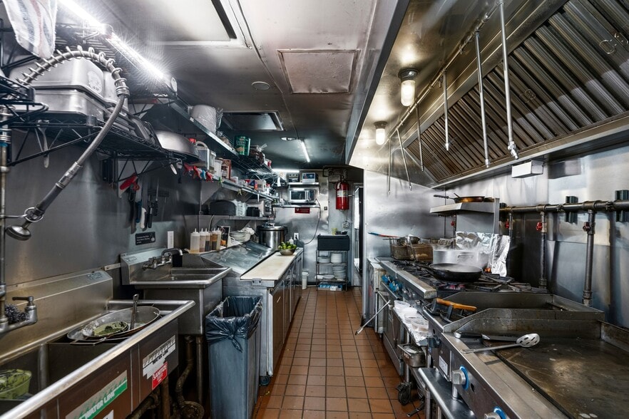 More Photos Of 379 Sunrise Hwy, Lynbrook Storefront Retail Office For Sale