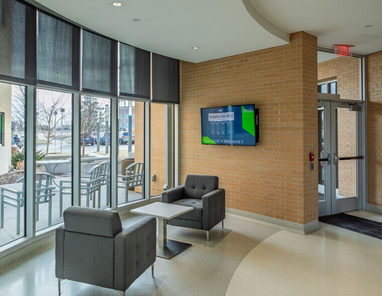 More Photos Of 12325 Port Grace Blvd, La Vista Office For Lease
