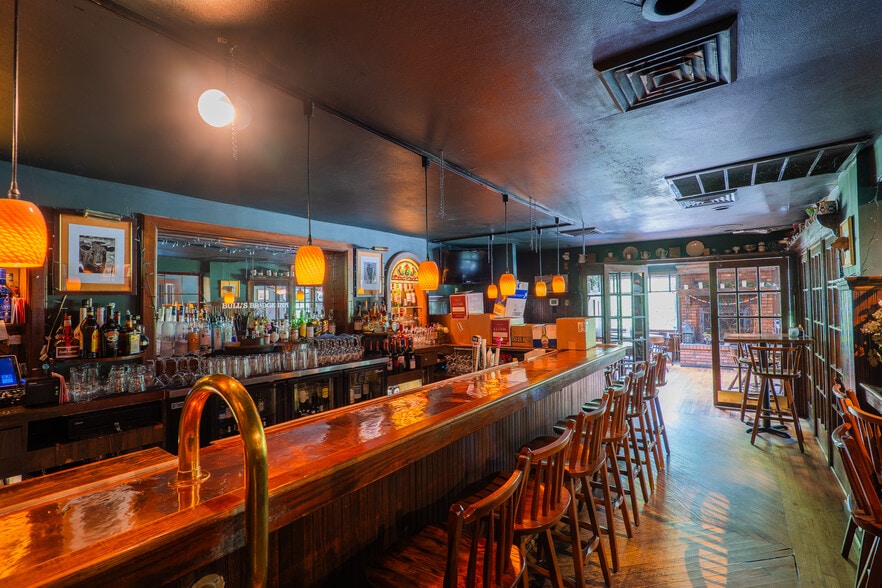 More Photos Of 333 Kent Rd, Kent Restaurant For Sale