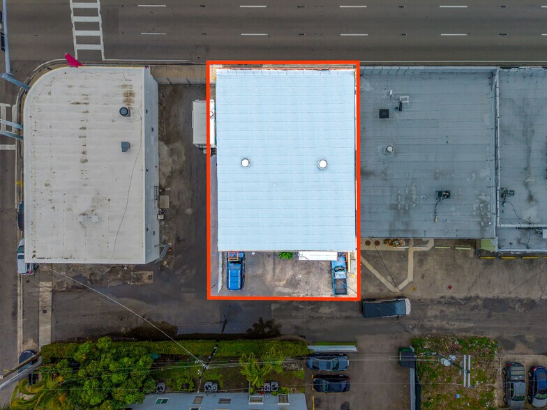 More Photos Of 2421 NW 27th Ave, Miami Freestanding For Sale