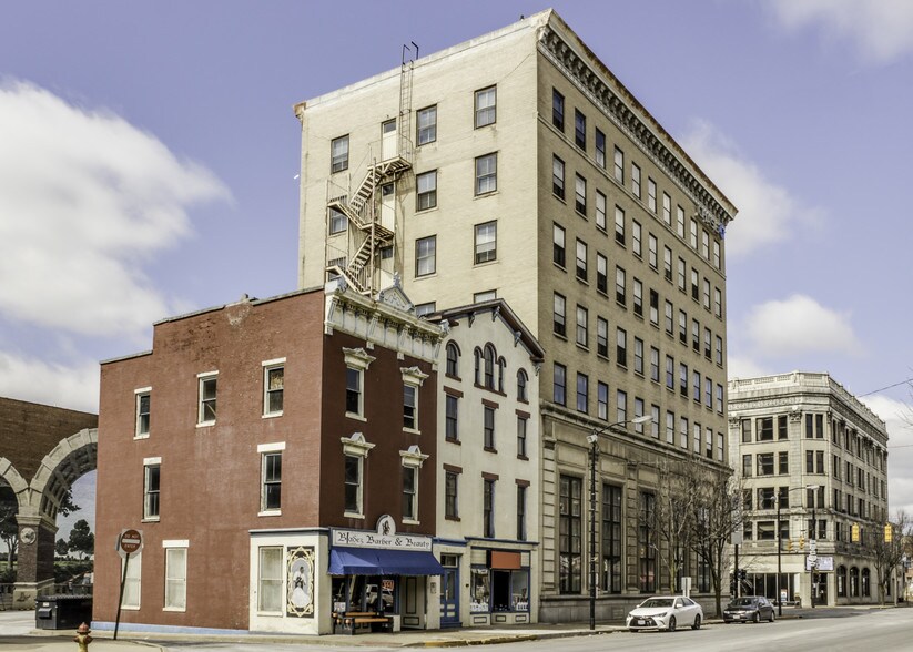 More Photos Of 11 Lincoln Way W, Massillon Office For Sale