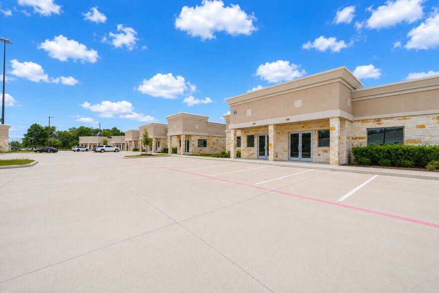 More Photos Of 16310 State Highway 249, Houston Office For Sale