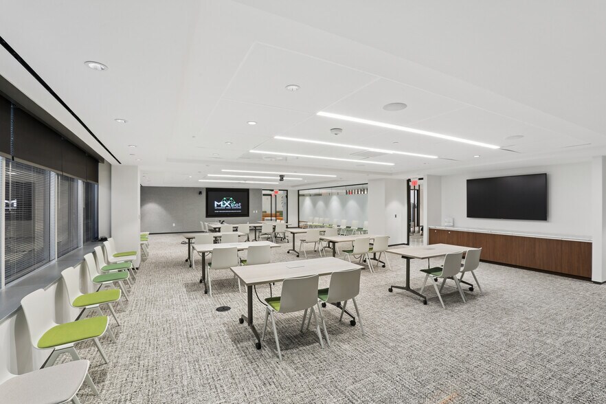 More Photos Of 6500 Rock Spring Dr, Bethesda Medical For Lease