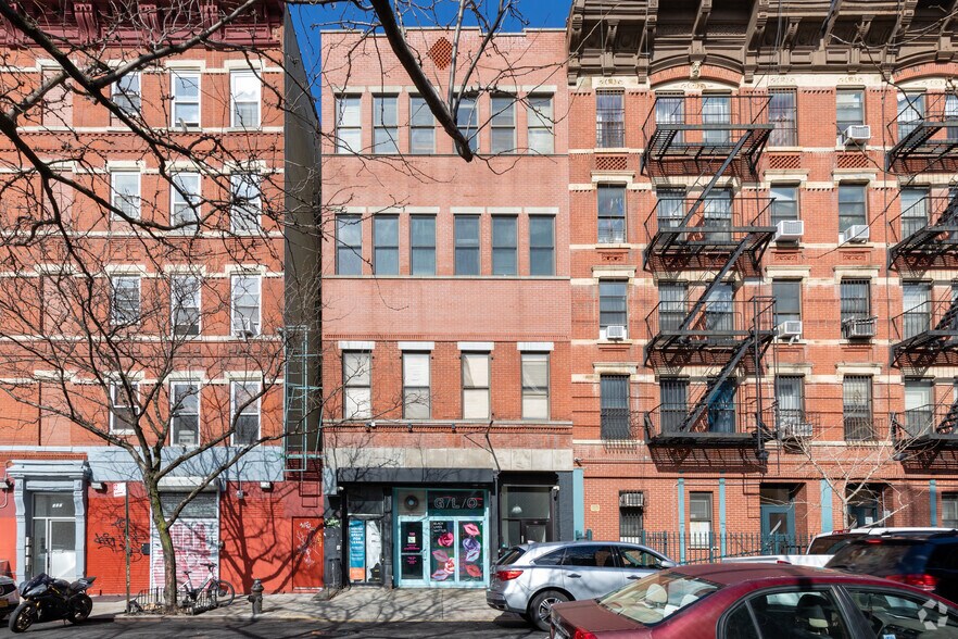 More Photos Of 133 Norfolk St, New York Multifamily For Sale