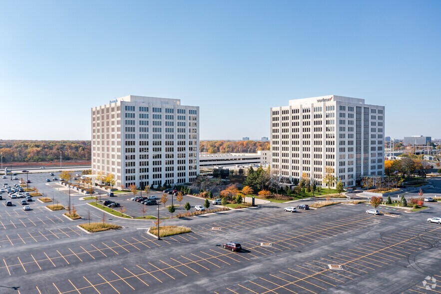 More Photos Of 1701 Golf Rd, Rolling Meadows Coworking Space