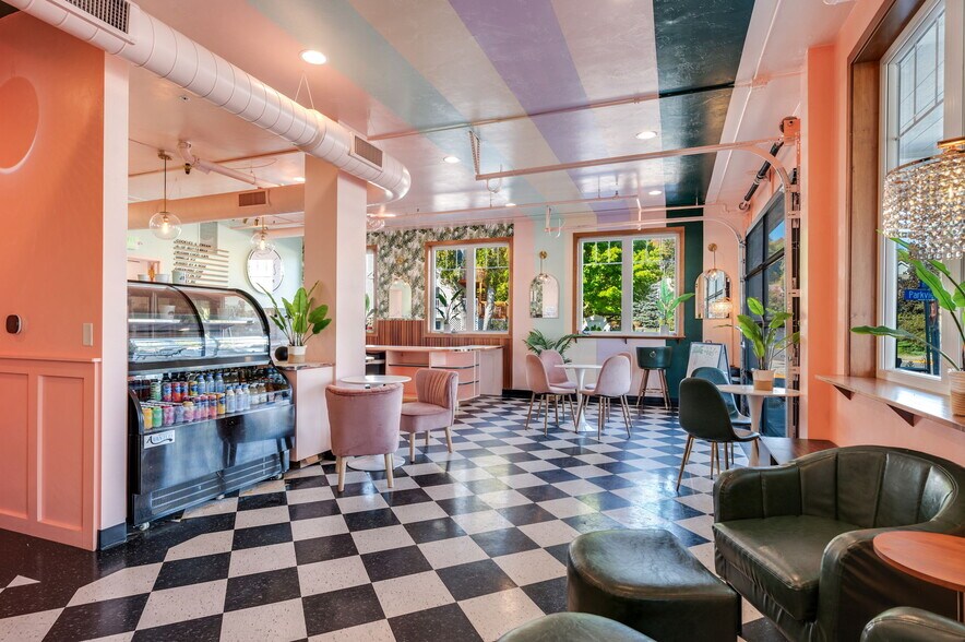 More Photos Of 2363 Mill Rd, Sister Bay Apartments For Sale