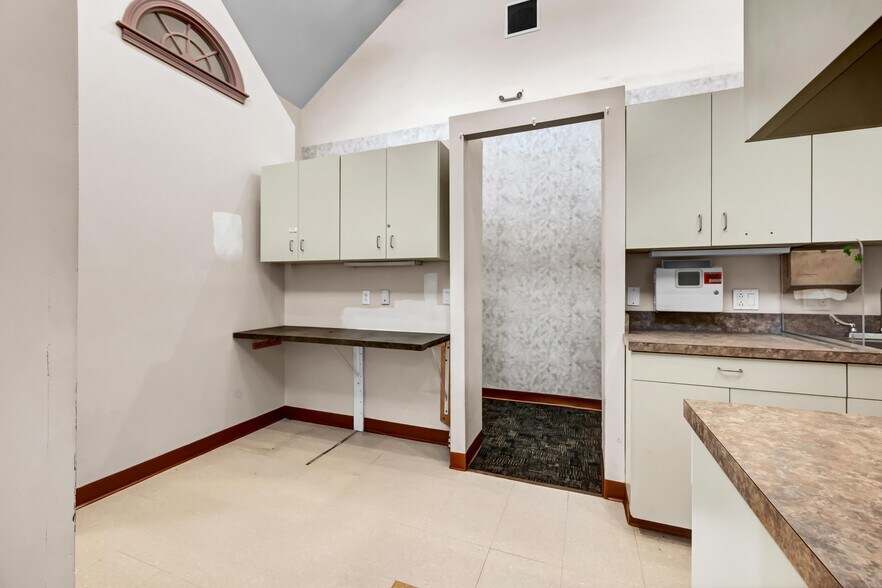 More Photos Of 48 Route 6, Yorktown Heights Medical For Sale