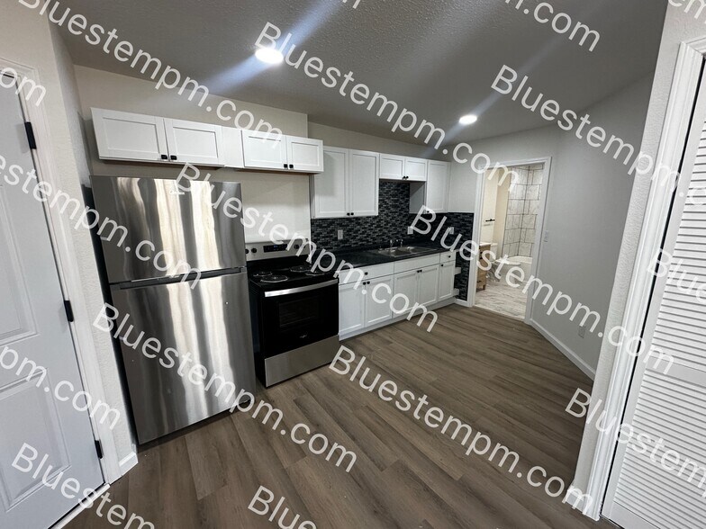 More Photos Of 1115 Felix St, Saint Joseph Apartments For Sale