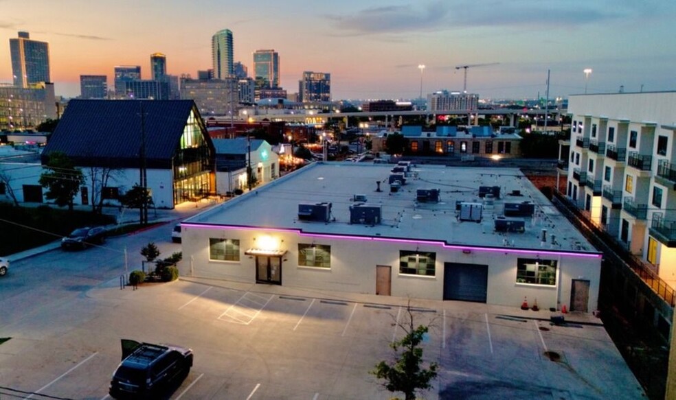 Primary Photo Of 401 Bryan Ave, Fort Worth Restaurant For Lease