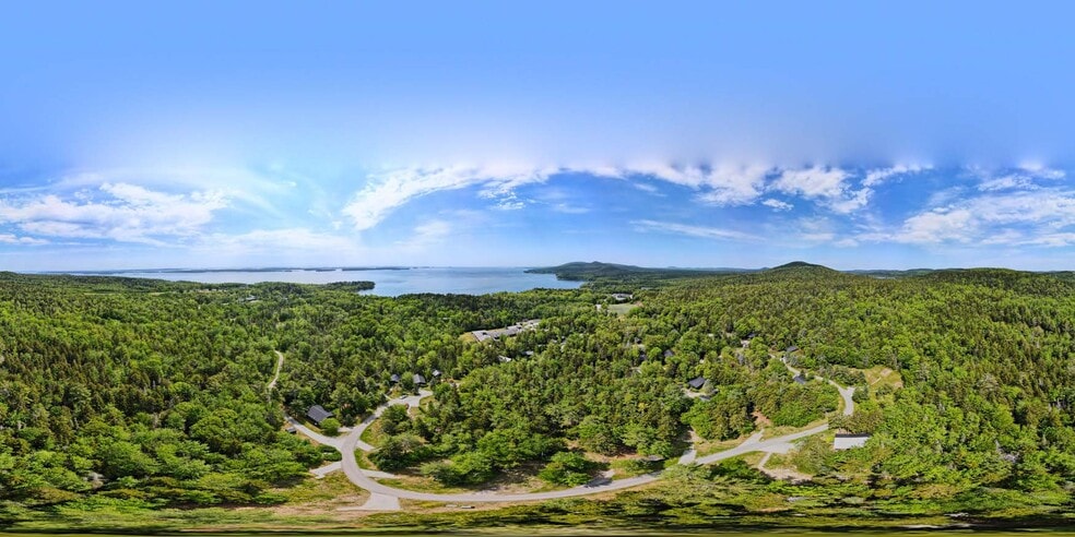 More Photos Of 67 Atlantic Hwy, Lincolnville Hotel For Sale