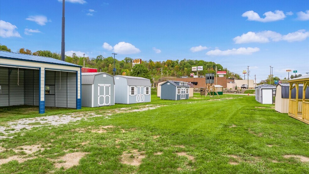 More Photos Of 2309 Southgate, Cambridge Land For Sale