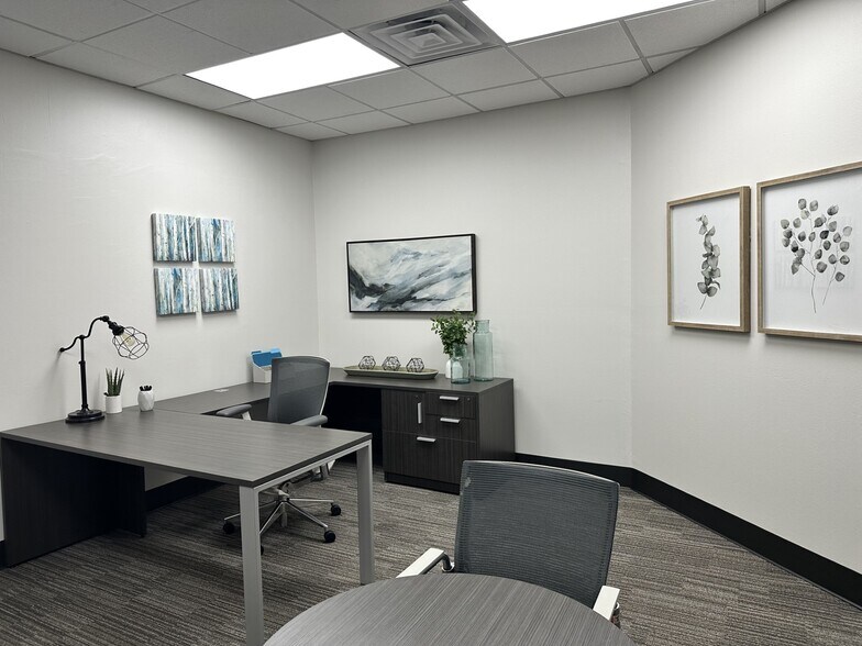 More Photos Of 3029 S Sherwood Forest Blvd, Baton Rouge Office For Sale