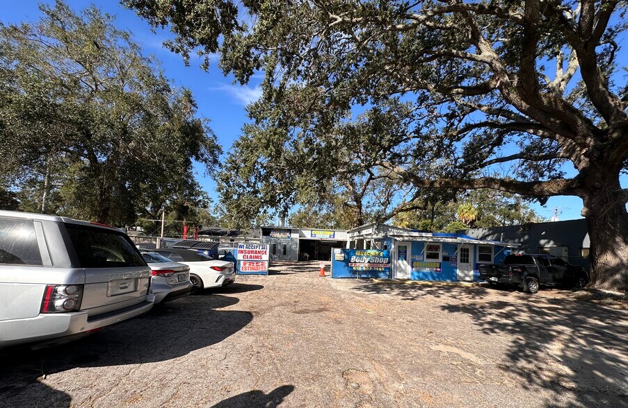 More Photos Of 6200 N Nebraska Ave, Tampa Auto Repair For Sale