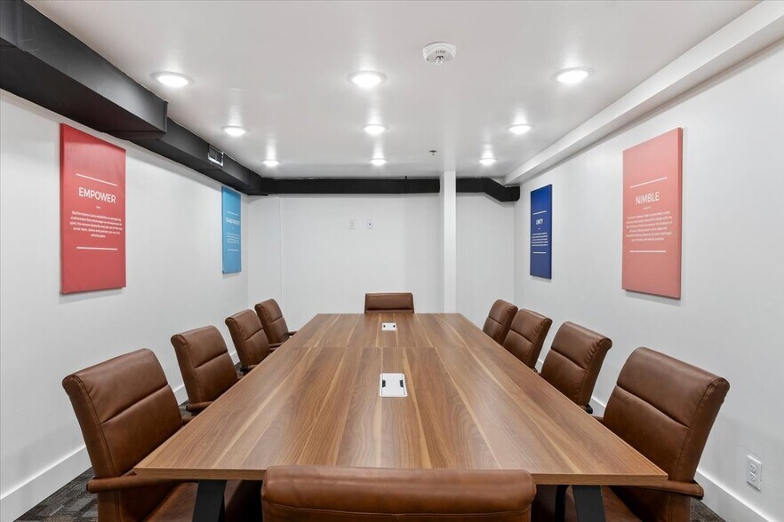 More Photos Of 147 Main Ave E, Twin Falls Office For Lease