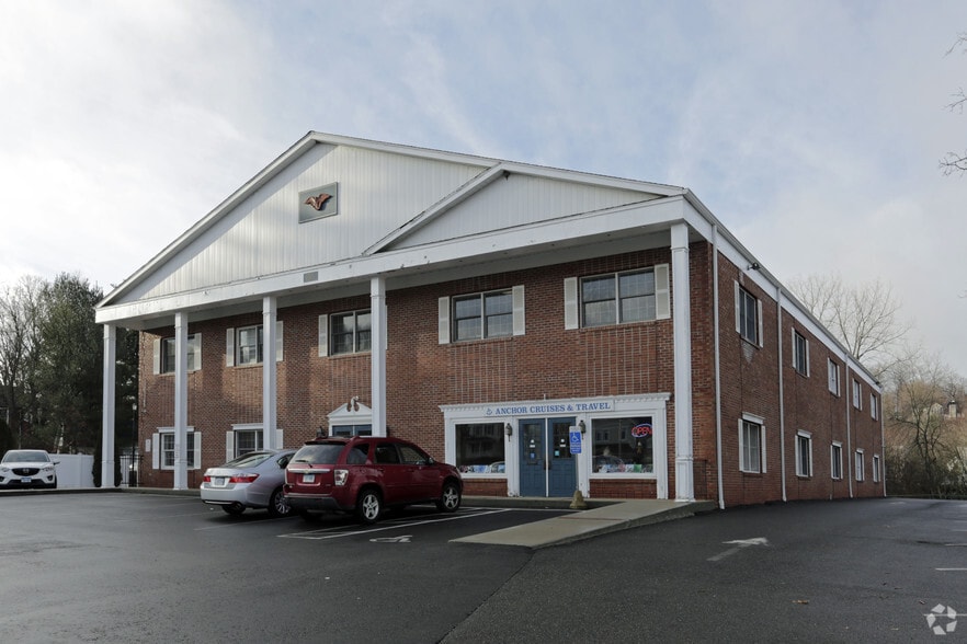 Primary Photo Of 6515 Main St, Trumbull Medical For Lease