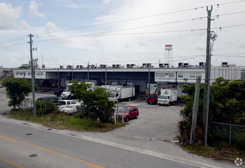 More Photos Of 500 NE 185th St, Miami Refrigeration Cold Storage For Lease