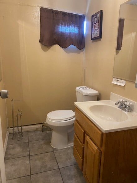 More Photos Of 1157 88th Ave, Oakland Religious Facility For Sale