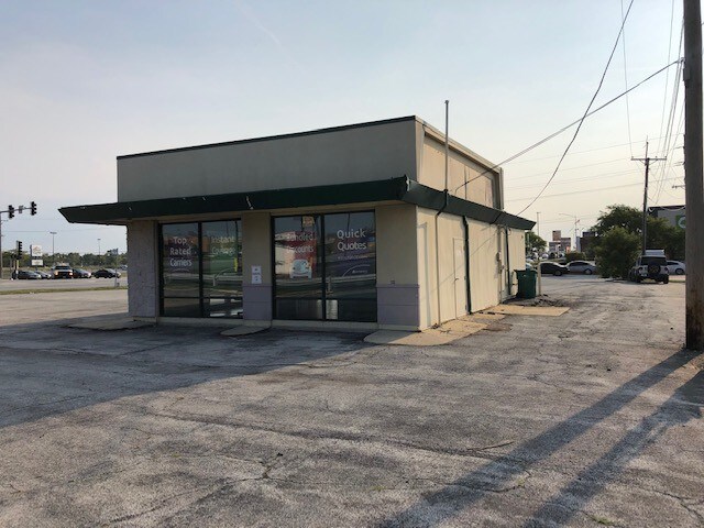 More Photos Of 21100 Western Ave, Olympia Fields Freestanding For Lease