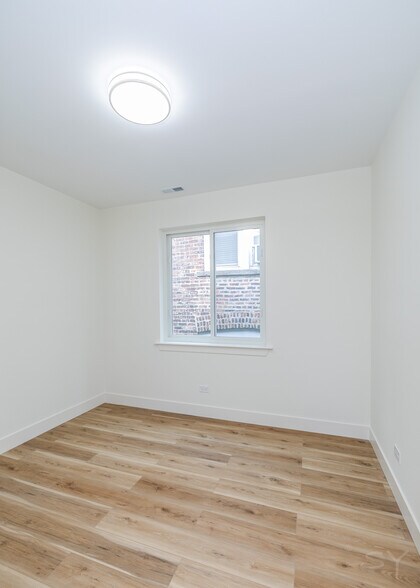 More Photos Of 2611 21st st, Chicago Apartments For Sale
