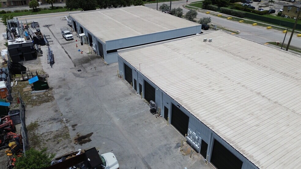 More Photos Of 6970 Wallis Rd, West Palm Beach Unknown For Lease