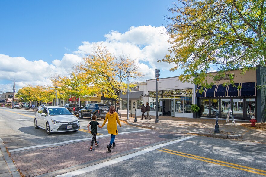 More Photos Of 74-102 Central St, Wellesley General Retail For Sale