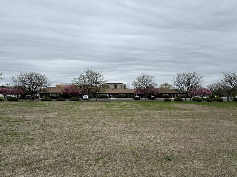 More Photos Of Sunset Road and Hospital Drive, Willingboro Medical For Lease