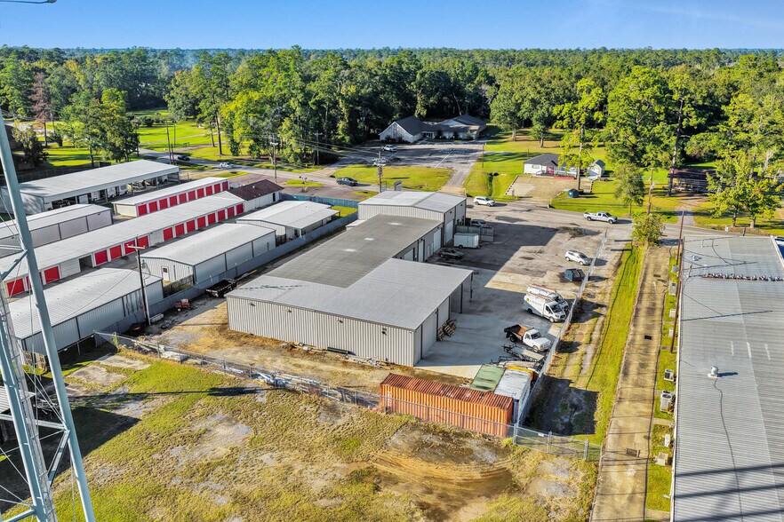 More Photos Of 55 W Chance Rd, Lumberton Warehouse For Lease