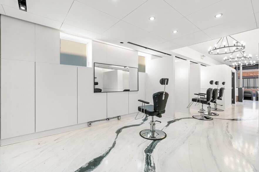 More Photos Of 1915-1917 N Damen Ave, Chicago Storefront For Sale