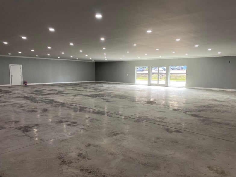 More Photos Of 775 Clairton Blvd, Pittsburgh Freestanding For Sale