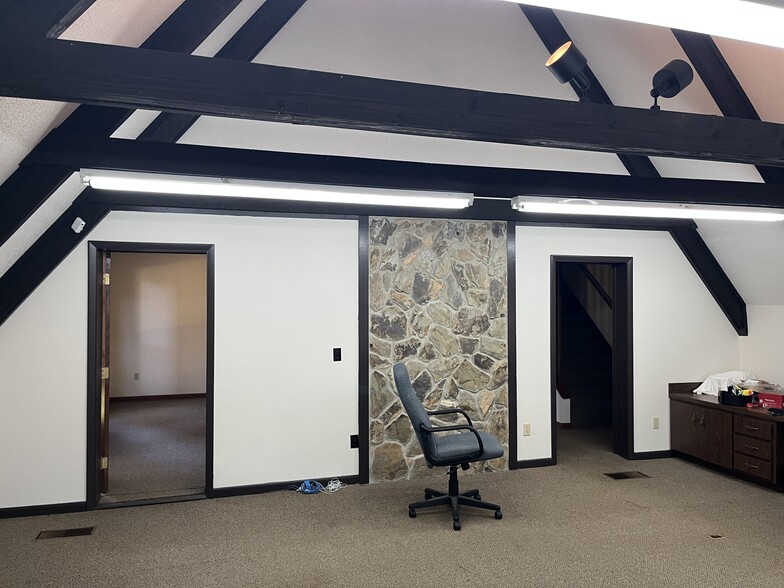 More Photos Of 2809 Blanding Blvd, Middleburg Office For Sale