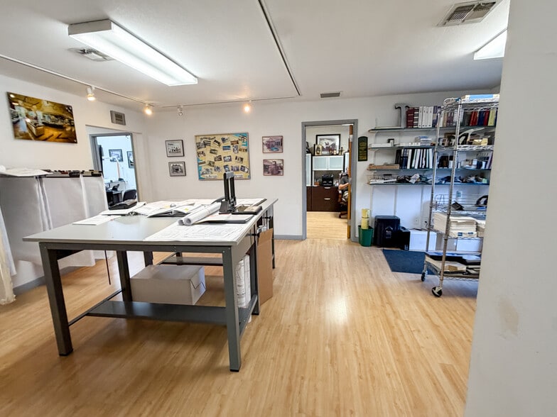 More Photos Of 126 Fern St, Santa Cruz Service For Sale