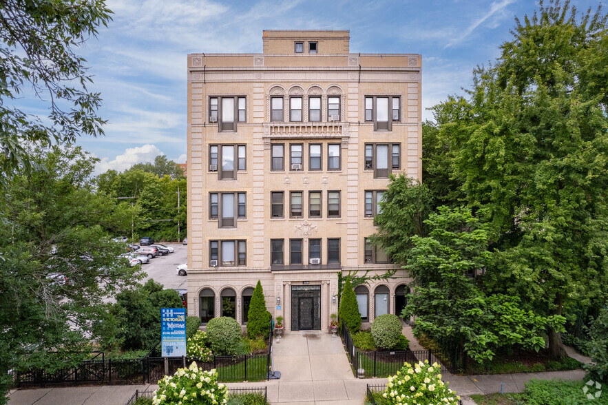 Primary Photo Of 5326 S Cornell Ave, Chicago Apartments For Sale