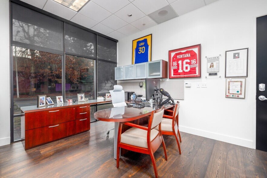 More Photos Of 105-175 Foss Creek Cir, Healdsburg Medical For Lease