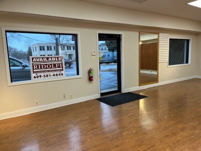 More Photos Of 140 Route 33, Hamilton Township General Retail For Sale