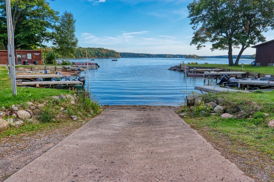 More Photos Of 8534 N Deerfoot Rd, Hayward Hotel For Sale