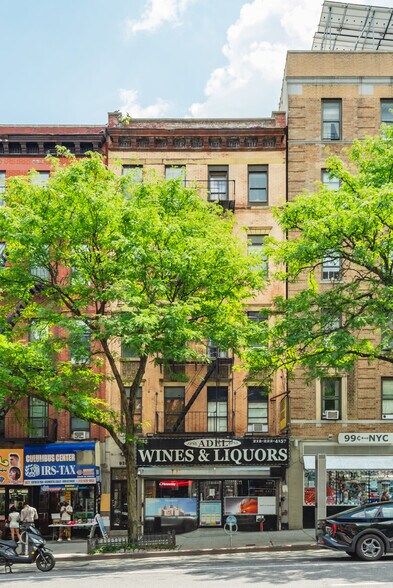 More Photos Of 925 Columbus Ave, New York Apartments For Sale