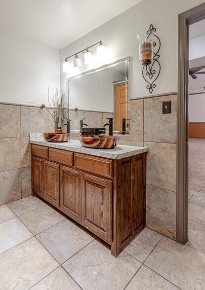 More Photos Of 7521 W University Blvd, Odessa Lodge Meeting Hall For Sale